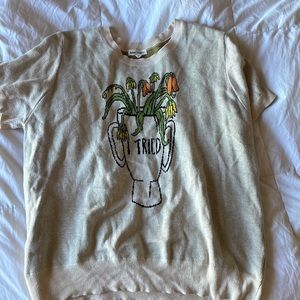 Short sleeve sweater top